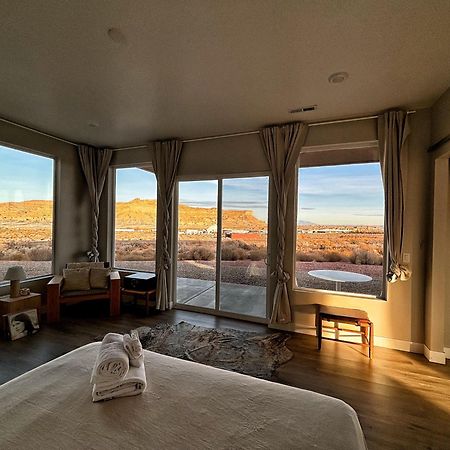 Canyon Oasis Suite With Grand Mesa View Big Water Exterior photo