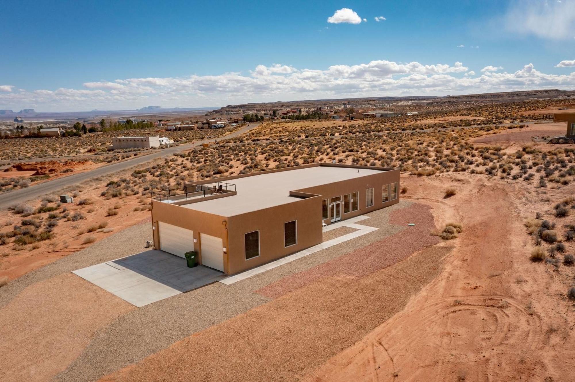 Canyon Oasis Suite With Grand Mesa View Big Water Exterior photo